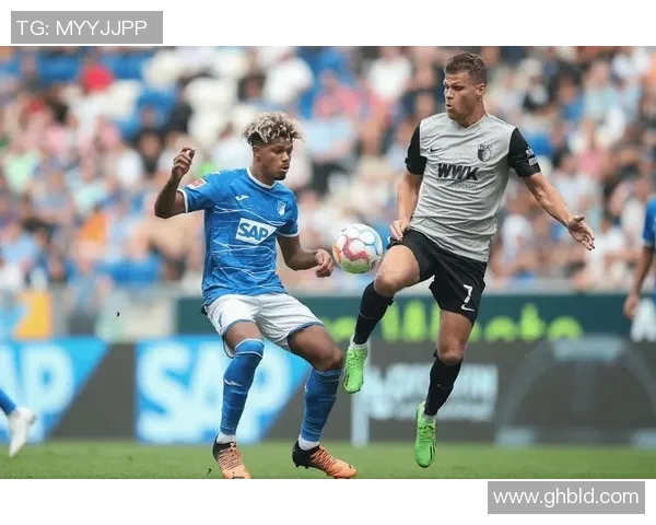 奥格斯堡逆袭！霍芬海姆不敌，被绝杀逆转击败