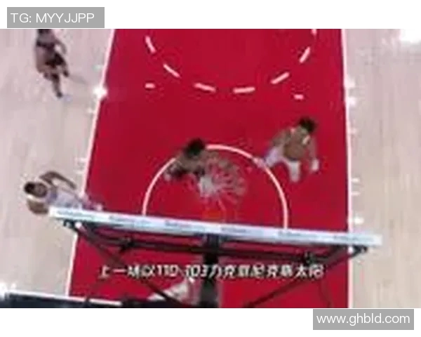 步行者队主场大战老鹰队，乔治赛后喜提三双