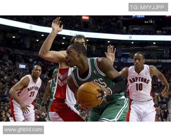 雄鹿主场大胜凯尔特人，晋级东部半决赛